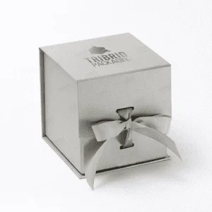 Ribbon Closure Boxes
